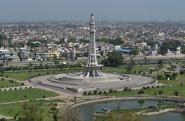 راوی کنارے شہر