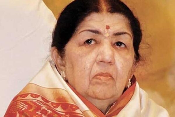 جب لتا منگیشکر نے انکشاف کیا کہ انہیں ’سلو پوائزن‘ دیا جارہا ہے