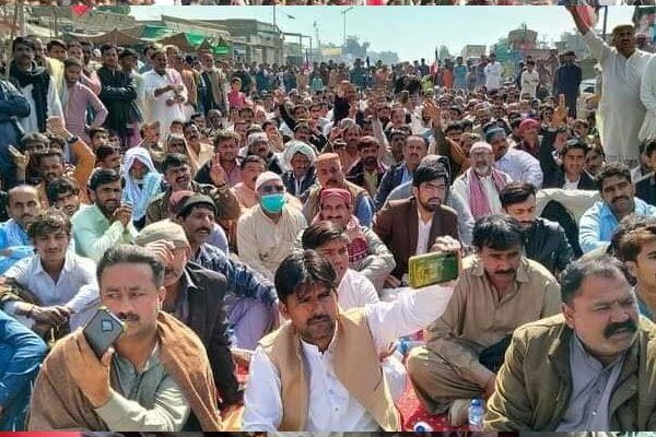 نوابشاہ: قاضی احمد میں بھنڈ برادری کا 3 روز سے جاری دھرنا ختم