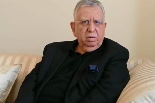ہم چین سے مدد طلب کرنے کیلیے جا رہے ہیں، وزیر خزانہ