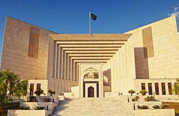 تاحیات نااہلی کے معاملے پر سپریم کورٹ بار کی درخواست اعتراض لگا کر واپس