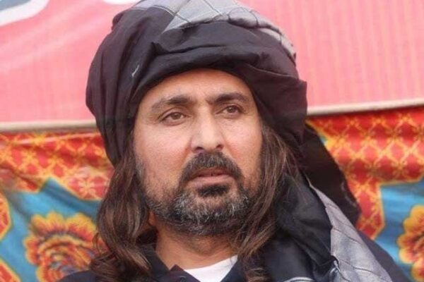 پی ٹی آئی کے عمر امین گنڈاپور ڈی آئی خان سٹی کونسل کے میئر منتخب