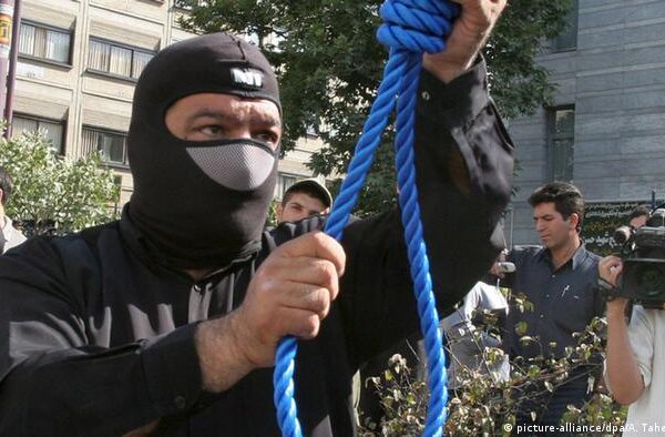 ایران نے گزشتہ برس کم از کم 280 افراد کو موت کے گھاٹ اتارا