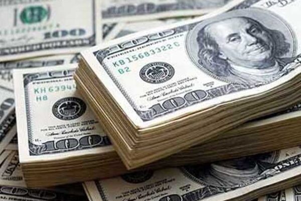 اوپن مارکیٹ میں ڈالر کی قیمت 181 روپے کے قریب پہنچ گئی