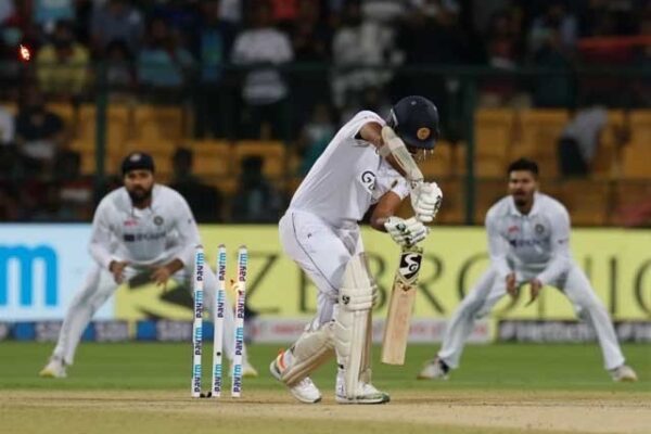 آئی سی سی نے بنگلور کی پچ کو ’ڈی میرٹ‘ قرار دیدیا