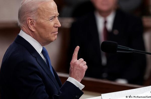 پوٹن کو جو بائیڈن کی وارننگ: ‘آمر کو قیمت چکانی پڑتی ہے’