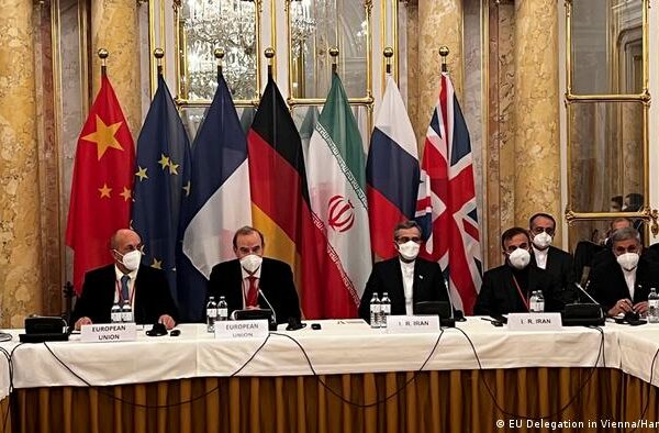 روس نے اپنے خلاف پابندیوں کو ایرانی جوہری مذاکرات سے کیوں جوڑا؟
