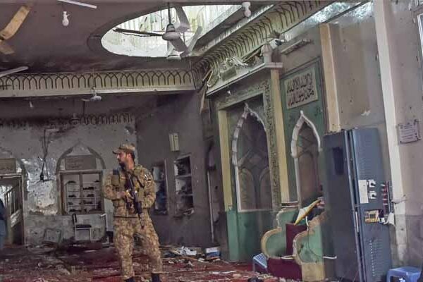 پشاور دھماکا: صوبائی کابینہ کی شہدا کے ورثاء کو 20 لاکھ فی کس دینے کی منظوری