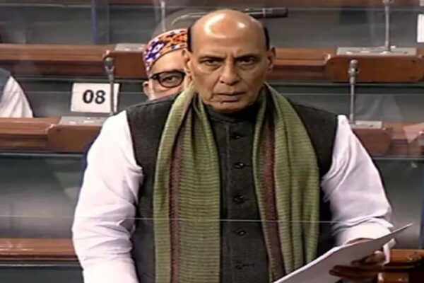 بھارتی میزائل سسٹم محفوظ اور قابل بھروسہ ہے، بھارتی وزیردفاع کا دعویٰ