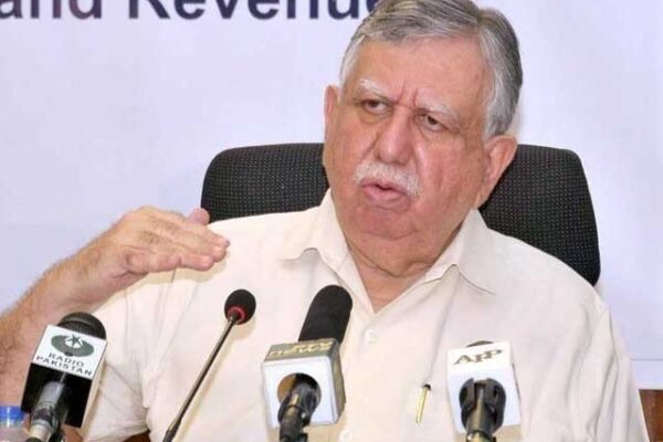 حکومت نے مؤثر حکمت عملی سے معیشت بہتر بنائی: وزیر خزانہ