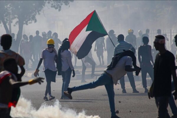 سوڈان میں ایک ہفتے سے جاری تشدد میں 35 افراد لقمہ اجل