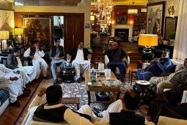 ترین گروپ کا حکومتی شخصیات سے ملاقات نہ کرنے کا فیصلہ