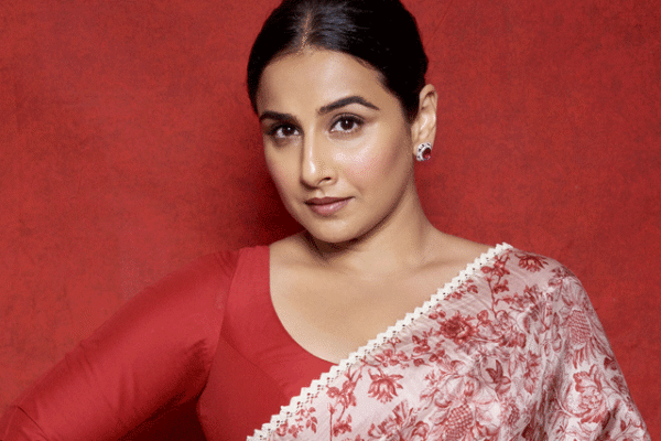 وزن اور عمر پوچھنے پر ودیا بالن کا مداحوں کو دلچسپ جواب