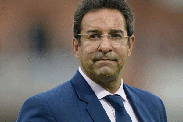 ناقص وکٹ پر وسیم اکرم چیئرمین پی سی بی اور کپتان پر برس پڑے