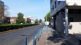 **18 سالہ لڑکی نے ٹریفک سگنل پر اپنے دلال سے&hellip;