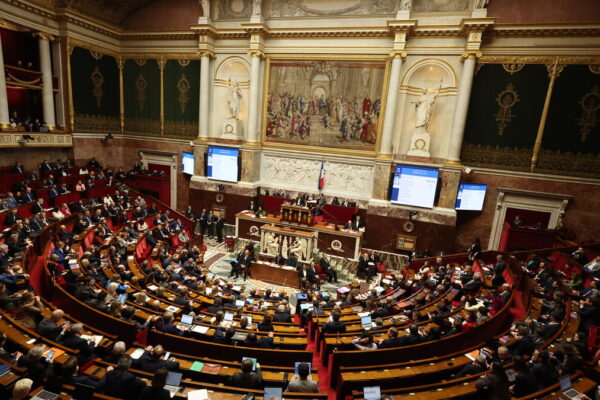 2025 کے بجٹ پر پارلیمانی کمیٹی کا اتفاق، مالیاتی بل منظور