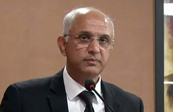 26 ویں آئینی ترمیم پر سپریم کورٹ کا فل بنچ ہی سماعت کرے گا
