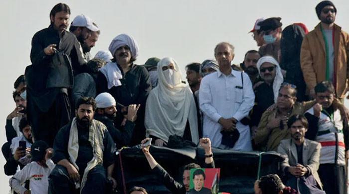 ### اسلام آباد دھرنے میں کروڑوں روپے کا نقصان، وزیراعلیٰ&hellip;