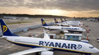 **رائن ائیر اسپین کے کئی ہوائی اڈوں سے خدمات واپس&hellip;