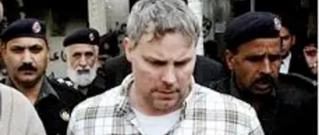 **ریمنڈ ڈیوس: لاہور میں دن دیہاڑے دو قتل کرنے والا&hellip;