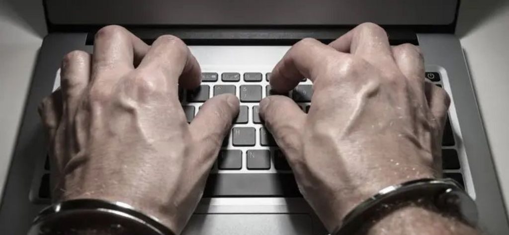 **فیک نیوز پھیلانے پر 3 سال قید اور 20 لاکھ&hellip;