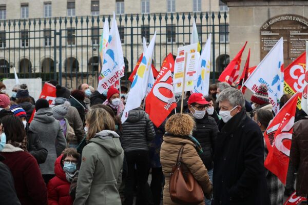 معذور طلباء کی مدد کرنے والے عملے کی تنخواہیں بڑھانے کا مطالبہ، آج احتجاجی مظاہرہ
