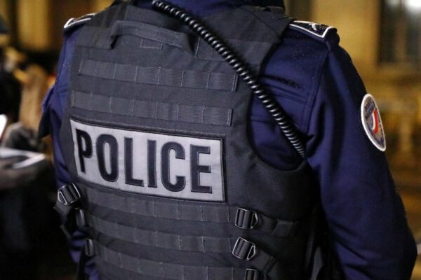 وِلینو-لا-گارین میں بزرگ شہری کے ساتھ دھوکہ دہی کا واقعہ، دو مشتبہ افراد گرفتار