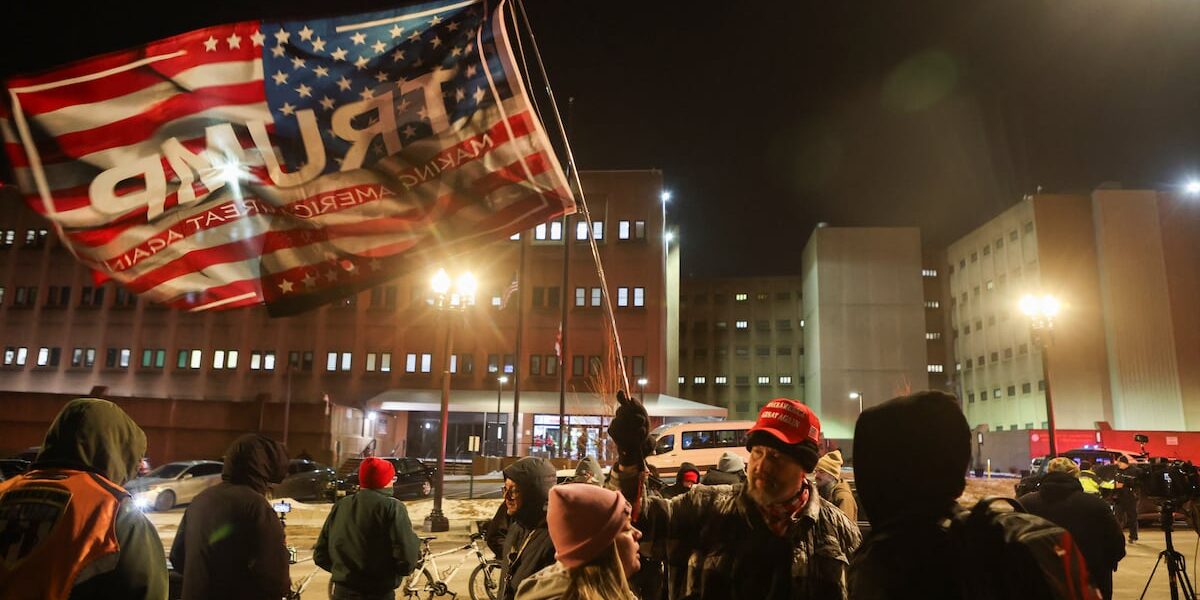 ٹرمپ نے کیپٹل ہل حملے کے 1500 ملزمان کو معاف&hellip;