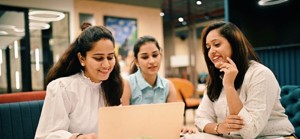 پنجاب میں بلا سود قرضوں کی نئی سکیم: کیا ماضی&hellip;