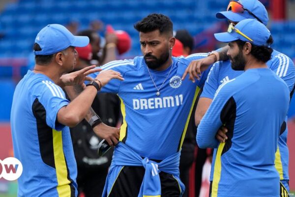 چیمپیئنز ٹرافی: بھارتی ٹیم کی جرسی پر پاکستان کا نام لکھنے سے انکار