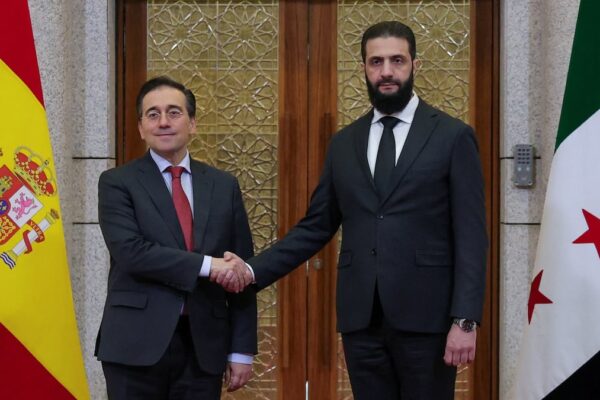 ہسپانوی وزیر خارجہ نے شام کے نئے قیادت کے سامنے پابندیوں کے خاتمے کی وکالت کی