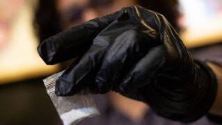 ہسپانیہ سے درآمد شدہ منشیات، 65 ہزار یورو نقد اور&hellip;