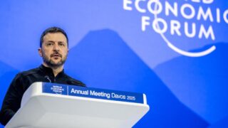 یوکرین جنگ: 300 شمالی کوریائی فوجی ہلاک، زیلنسکی کا ڈونلڈ&hellip;