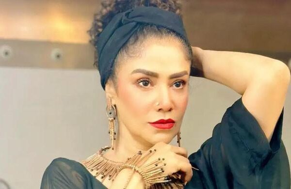 اداکارہ انجلین ملک نے کینسر میں مبتلا ہونے کا انکشاف کردیا