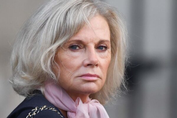 فرانسیسی سیاست میں بیتھارام اسکینڈل پر الزامات کی گونج، سابق وزراء کا جوابی وار