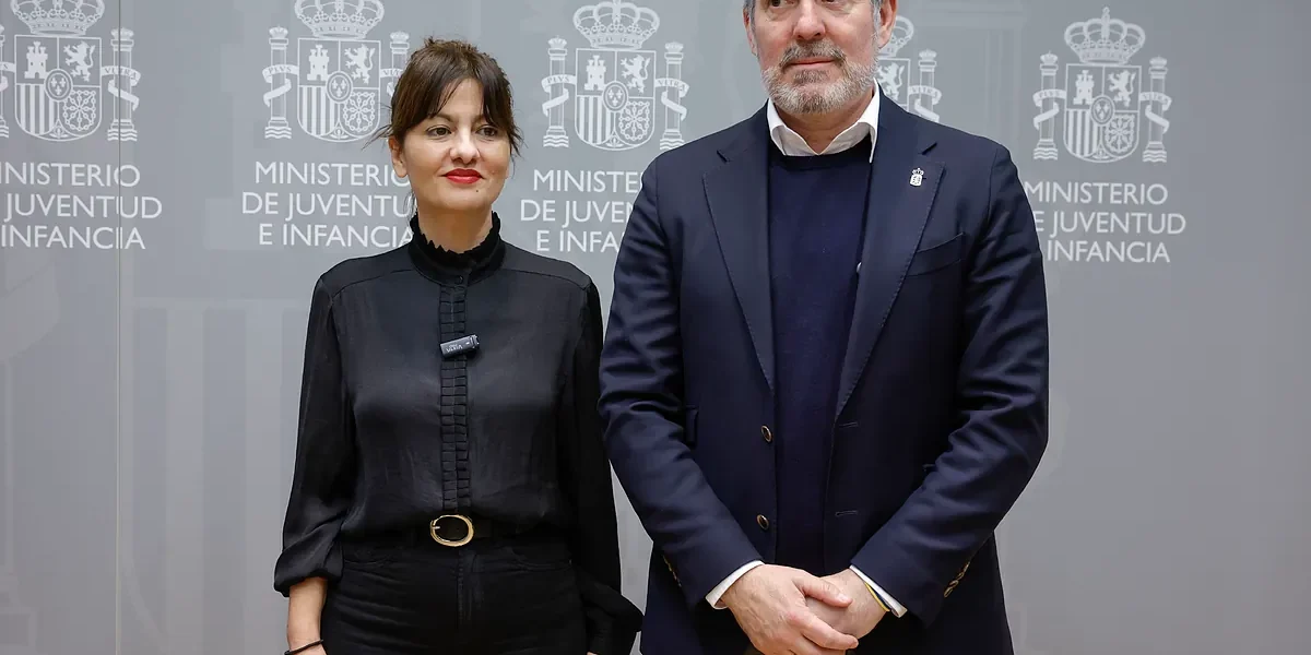 canary-island-child-care-responsibility-change