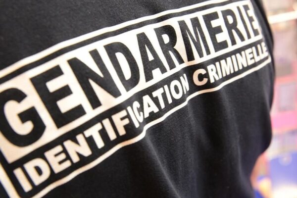 کریپی ان والوا: دکان میں مردہ شخص کی دریافت سے تحقیقات کا آغاز