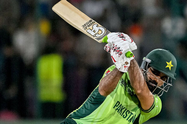 فخر زمان کی عدم موجودگی: پاکستان کی چیمپئنز ٹرافی میں بھارت کے خلاف تیاریوں کو جھٹکا