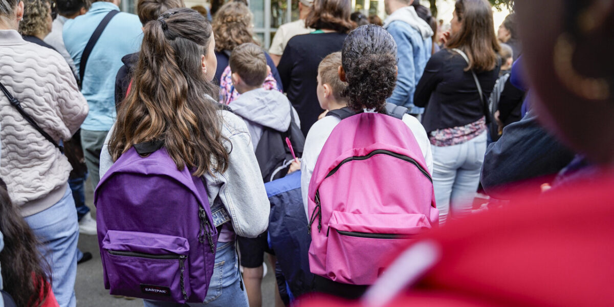 france-school-bag-check-policy-announced