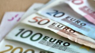 france-top-wealthiest-households-financial-standards