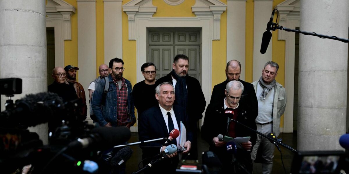 francois-bayrou-investigation-demanded-in-scandal