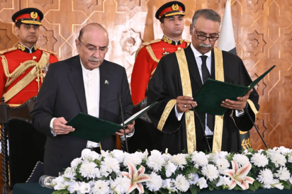 اسلام آباد ہائی کورٹ کے قائم مقام چیف جسٹس کی حلف برداری میں ججوں کی عدم شرکت