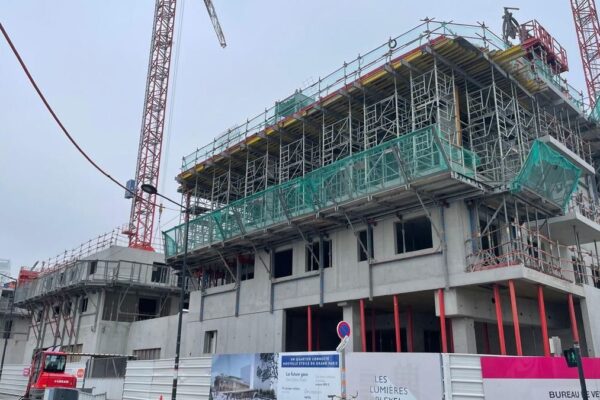 سینٹ ڈینیس میں “لومیئر پلےئل” منصوبے کی تعمیر کا آغاز