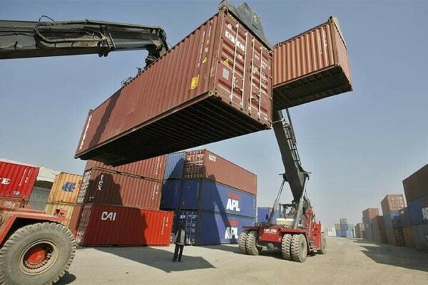 پاکستان اور بنگلہ دیش کے درمیان تجارتی حجم ایک ارب ڈالر سے تجاوز کر گیا