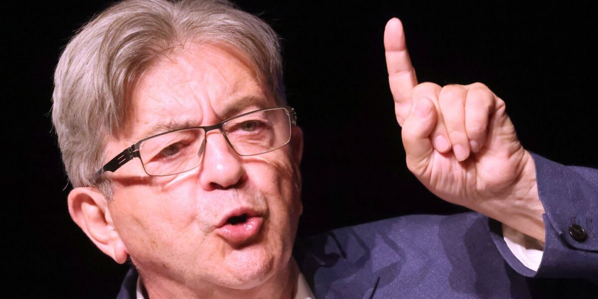 social-unity-cracks-france-politics-challenges