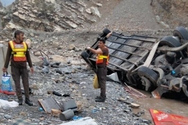 قصور: شادی سے واپسی پر وین حادثے کا شکار، آٹھ افراد جاں بحق