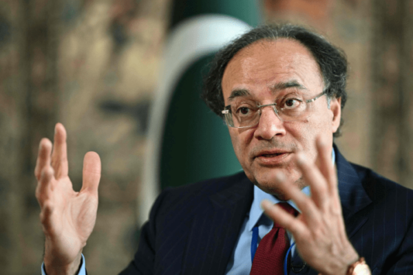 پاکستان نے آئی ایم ایف کے ساتھ 7 ارب ڈالر کے مالیاتی امدادی پروگرام کے پہلے جائزے کے لیے مذاکرات کا آغاز کر دیا