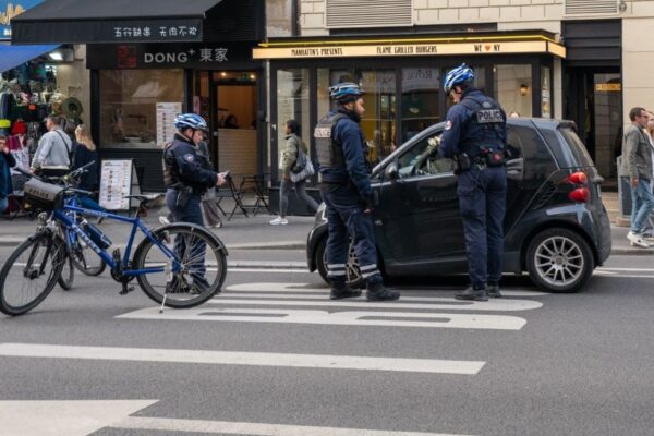 پولیس کے فائرنگ سے ہلاکت کا کیس: عدالت نے پولیس افسران کو بری کردیا