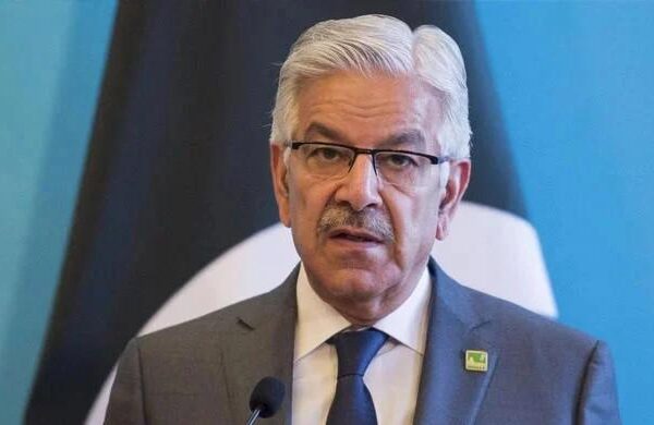 دفاعی بجٹ میں اضافہ ناگزیر: خواجہ آصف