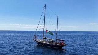 israel-blocks-gaza-bound-aid-ship